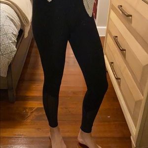 Black 7/8 leggings